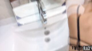 at a party I banged! someone else's wifey inside the restroom while my hubby does not view
