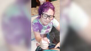 Squirt Face porn video – Mom works long cummed out of my dick all over her face and glasses