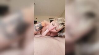 Dick worshiping at its finest
