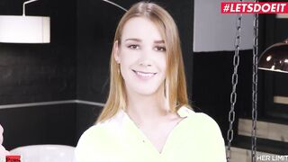 HerLimit - Alexis Crystal Gigantic Ass Czech sexy Gaped And Booty Fucked By A Long Cock