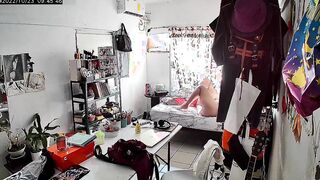 my chubby wifey's room