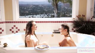 Lesbian Cassidy Klein n August Ames lick