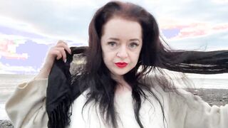 Bae Gf Lara is having fun with her long natural boobs at the beach