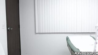 Teen suffers from dry vagina