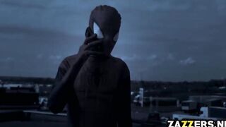 The African Cat blows Spideys huge penis deep inside her