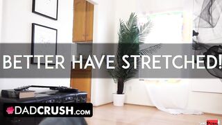 Dad Crush - Vulgar Stepdaddy Penetrates 19 Year Mature Stepdaughters Snatch While His Ex-Wife Is Napping