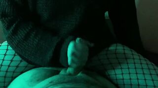 she jerks off my penis so sweetly
