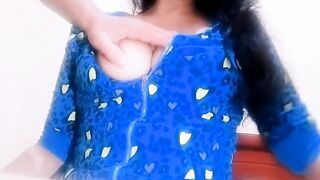 (Arab cunt with mouth fucking)une fille marocaine aime je faire baiser par son cousin qui la grande bite