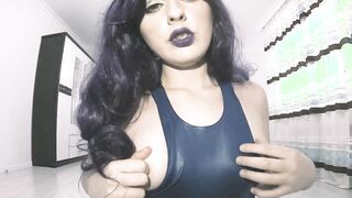 Giantess Psylocke found little man inside her room and made him look at her while masturbating - Marvel Cosplay