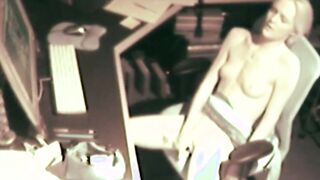 Solo spy web cam hoe masturbates