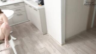 OMG! Mommy mops the pissed floor!!! (Behind the scenes)