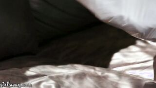 GIRLSWAY - Naturally Stacked Rich Diva Luna Star Makes Her Pervert Maid Squirt On Her Face FULL