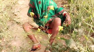 सरसों के खेत मे सासुर जी ने जबरदस्ती चोद दिया