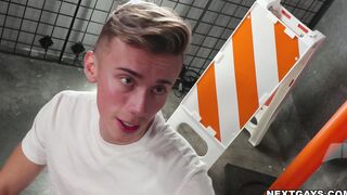 Horny Carter DelRey give officer Roman a nice blow