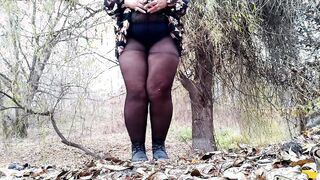 Woman shamelessly pee into nature ass and vagina watch