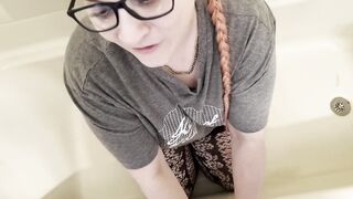 Side Skank Piss and Cum Facial while Ex-Wife is at Work!!