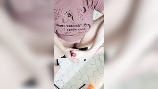 some feet play while i got off