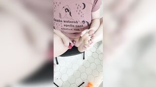 some feet play while i got off