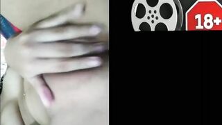 Gostosa se exibindo parte 33
