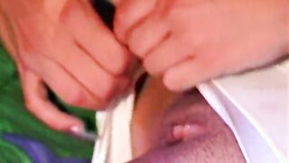 Bombshell dark haired lesbians suck and finger pussies on the bed