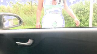 I pick up a BITCH inside my vehicle and she ends up squirting everywhere