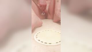 Washing and shaving his snatch