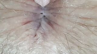 When I gape, the studio smell