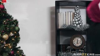Office 4-Play: Christmas Bonuses Clip With Ava Addams, Monique Alexander, Romi Rain, Keiran Lee, Nicolette Shea - Brazzers Official