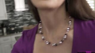 I Will Not Look At My Stepmoms Titted - S15:E10