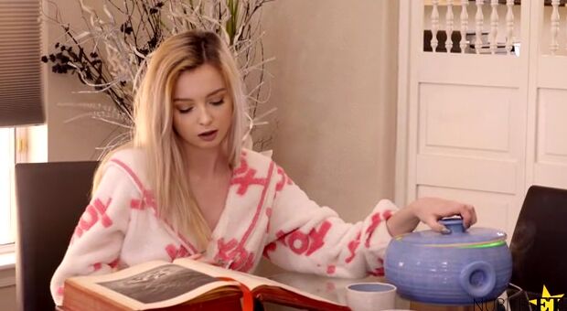 Sabrina Grows Up Some Kind Of Magic - S1:E9