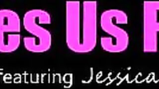 Cougar Makes Us Play Nurse - S15:E3