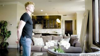 Twink Eric Charming blowjob his new neighbor Max Lorde