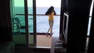 Ebenholz Lass ihren Arsch auf dem Balkon vollpumpen