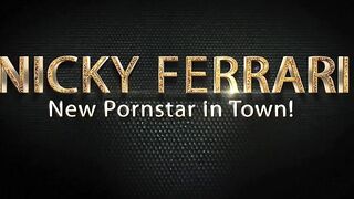 Nicky Ferrari Me Gusta Jugar Con Mis Amigas