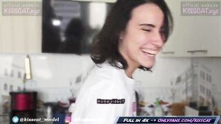 Best Bombshell Fiance Fucks while Cooking with Cumshot
