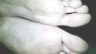 43yo lady kinky huge soles