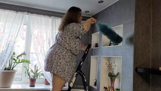 Banged! a fat-butt MILF and cum into