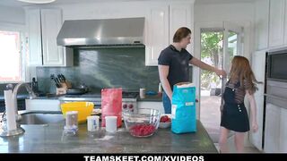 Slim Fuckdoll (Madi Collins) Gets Lifted And Plowed Inside Sex Shoot - ExxxtraSmall
