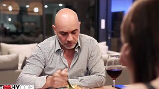 TUSHY Anal-curious Hottie Sia seduces her dad's friend