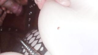 Hottie soak amateur cougar likes to suck