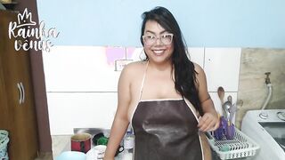 Stepmother Venus fucks her stepson and her vagina leaks with semen (COME IN)