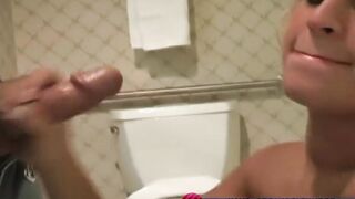 Nicole offer a handie inside the WC