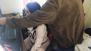 WEBCAMER BLOWING A USER