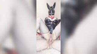 BEAUTY kitty jumps her butt on my long cock