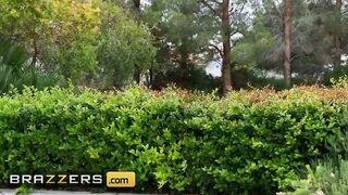 Brazzers - Kendra Spade Squirts All Over Black Bae Maserati