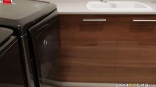 Anal About Chores Sex Scene With Steve Holmes, Vanessa Sky - Brazzers Official