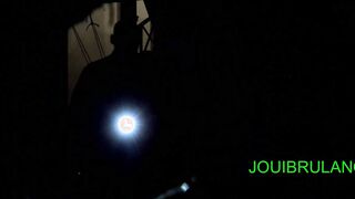 JOUIBRULANCE le salopard capote troué