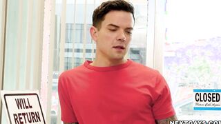 Jayden Marcos fulfills Dakota Payne's sexual needs