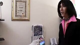 Only with the Italian homosexual can 2 of them booty-fucked to enjoy