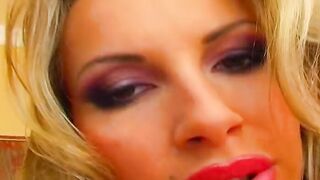 Incredible German Hottie with a crazy sexy looking body loves masturbating